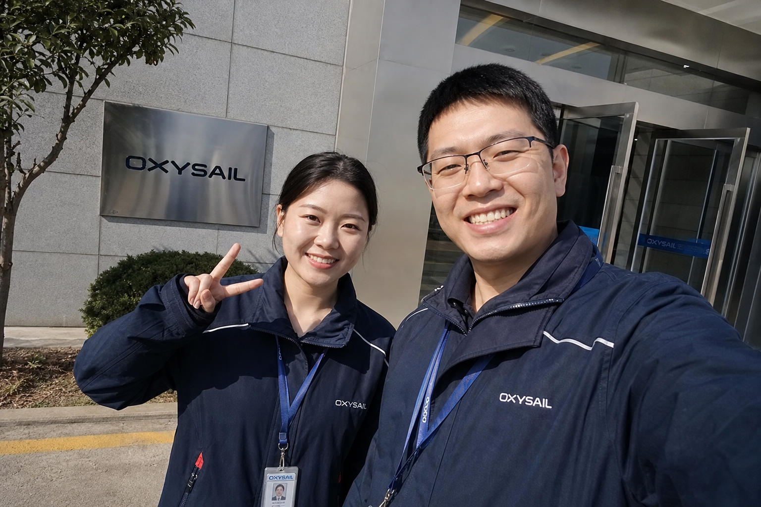 Hyperbaric oxygen chamber manufacturers company team